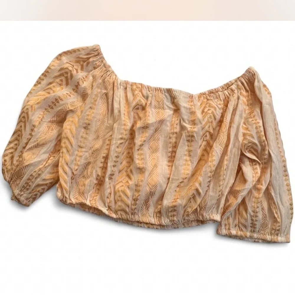 Fab’rik Off-the-Shoulder‎ Cropped Peasant Top Puff Sleeve